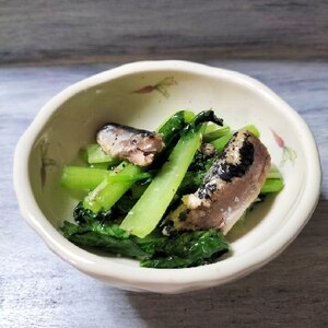 簡単小松菜とオイルサーディン炒め٩(^‿^)۶